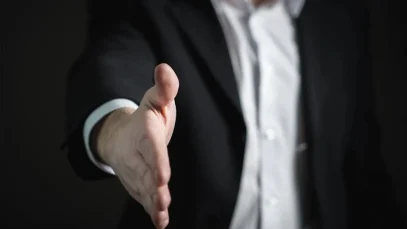 empezar-una-nueva-relacion-laboral-wide_webp