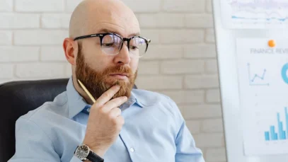 estres-laboral-en-altos-directivos-como-asistir-al-psicologo-puede-ayudar-wide_webp